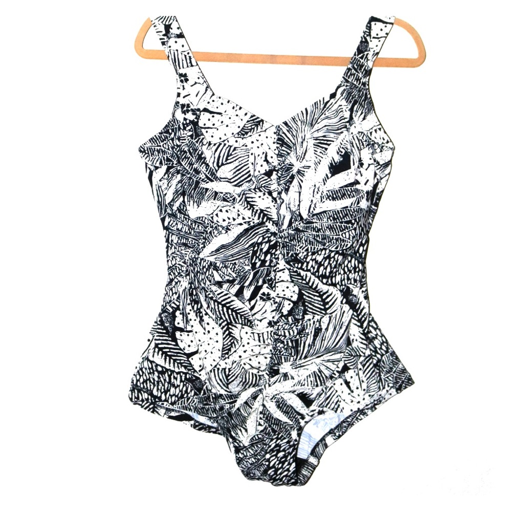 Plus size swimsuit 2X